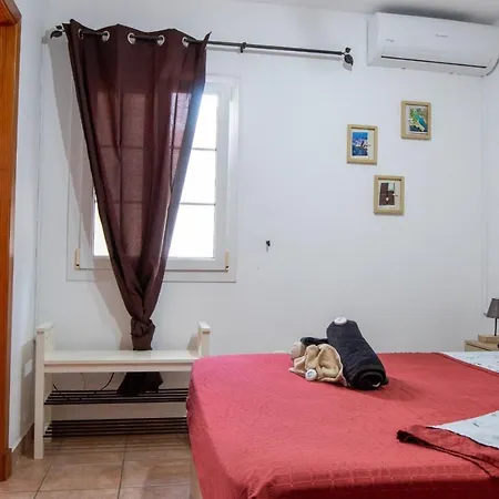 Hanei Holiday home Cala en Forcat